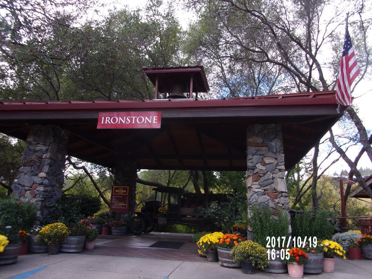 غروفلاند The Cub Inn B&B المظهر الخارجي الصورة